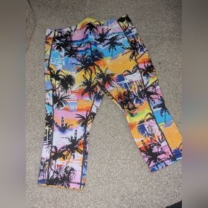 TORRID Active Tropical Palm Capris